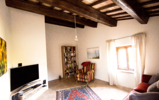 CasaAmici-TV_Zimmer2-3000